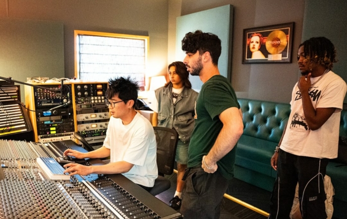 studere musikkproduksjon